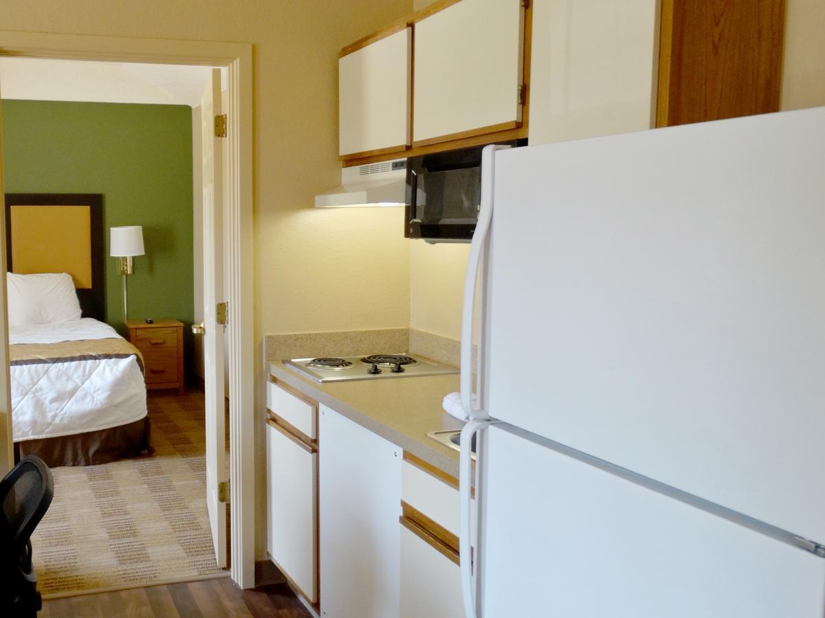 Extended Stay America Suites - Kansas City - Airport - Tiffany Springs Esterno foto